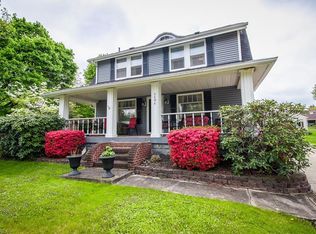 2494 Auburn Pl, Akron, OH 44312