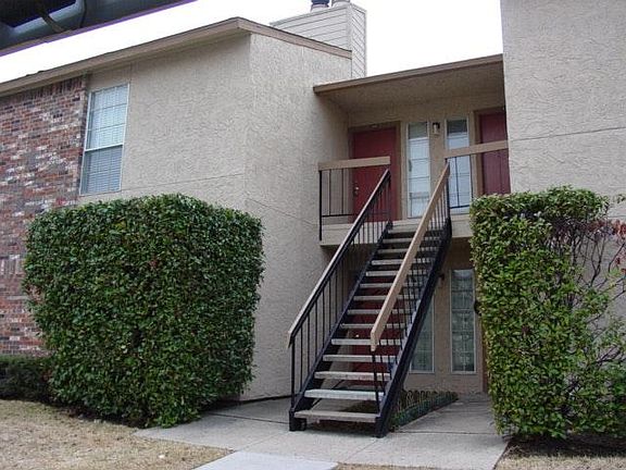 Second floor unit