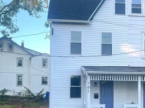 707 Hamilton St, Pottstown, PA 19464