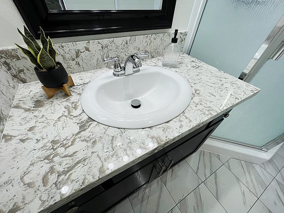 Sparkling clean and move-in ready!