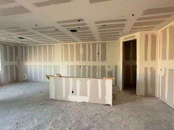 4th image of 15781 W BERYL Avenue