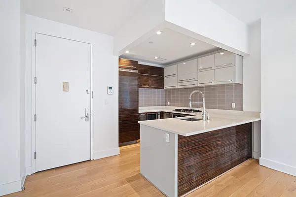 Sold by Nest Seekers International | media 5