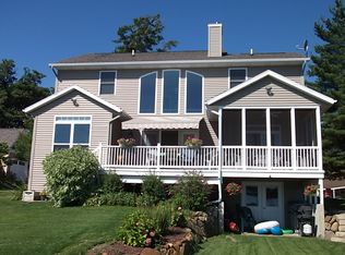 10837 Long Point, Plainwell, MI 49080