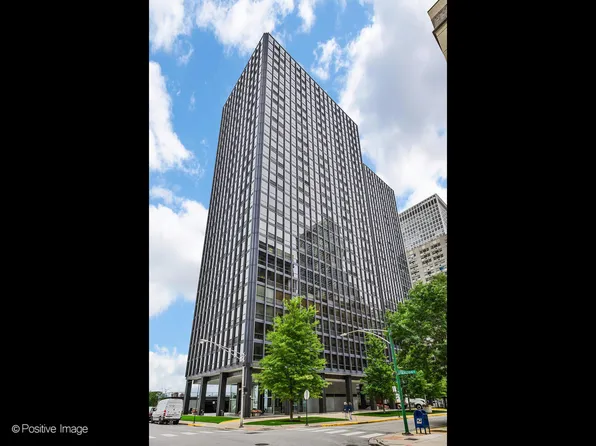 910 N Lake Shore Dr #815, Chicago, IL 60610