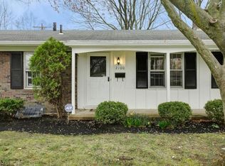 2100 Lytham Rd, Columbus, OH 43220