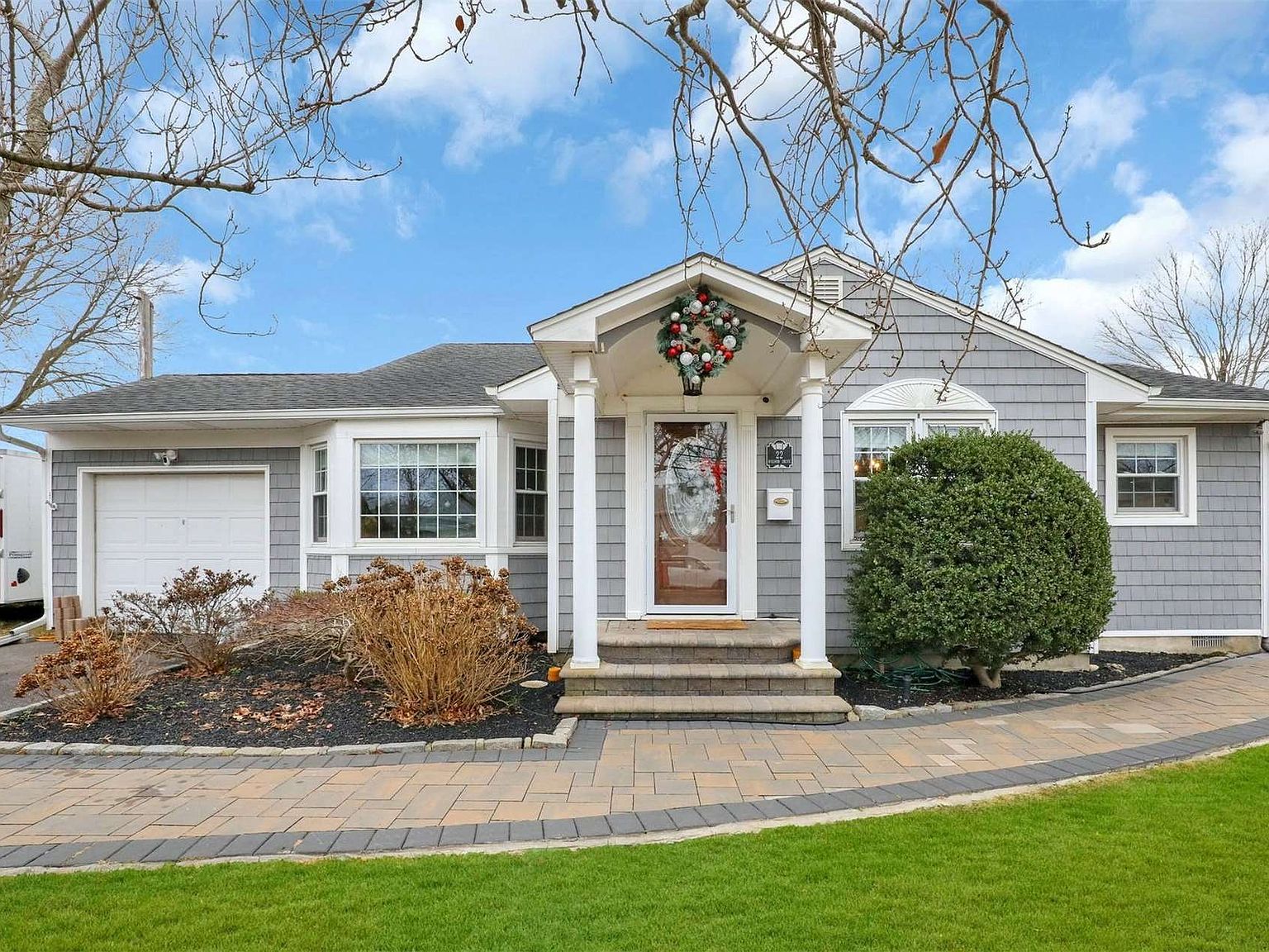 22 Hudson Drive, Kings Park, NY 11754 Zillow