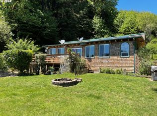 83126 Siltcoos Station Rd, Westlake, OR 97493