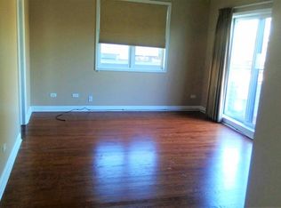 4011 S Indiana Ave APT 3, Chicago, IL 60653