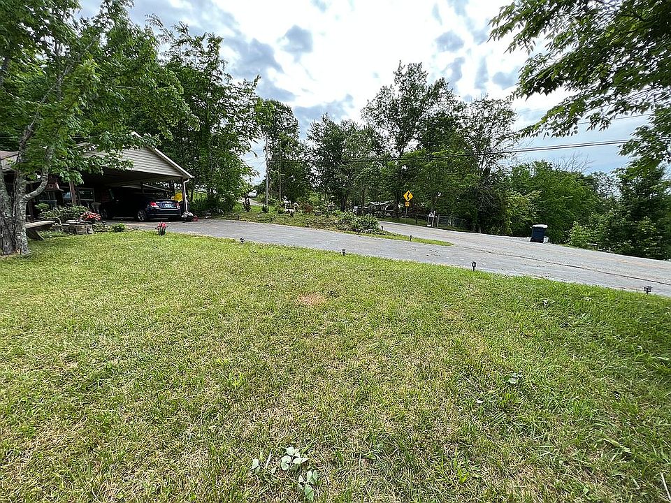2nd image of 853 Big Cave Rd