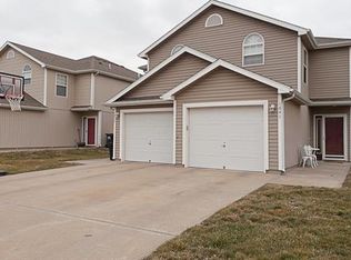 1641 SW Shelby Dr, Lees Summit, MO 64081