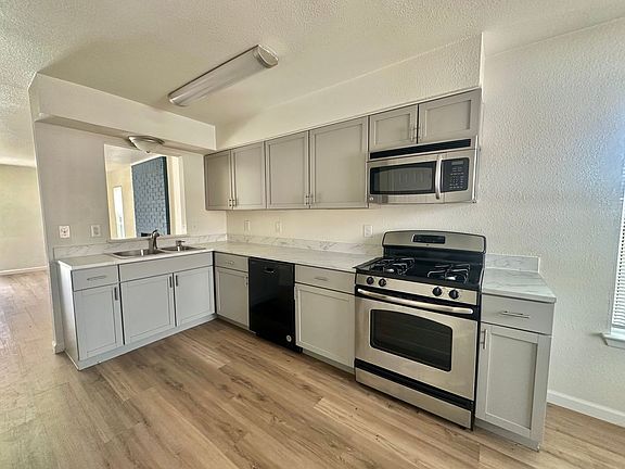 3rd image of 7405 Tumbleweed Dr #A