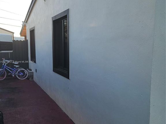 5th image of 15731 NW 17th Ct