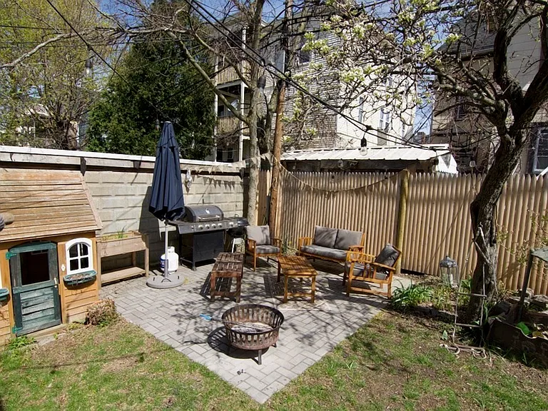 97 Sawyer Ave — Photo 31