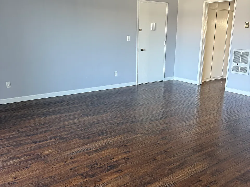 504 Avenue G