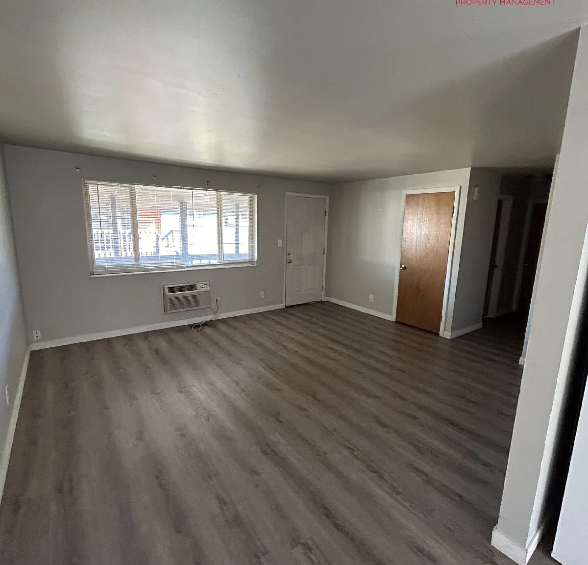 2 bed, 1.0 bath, 912 sqft, $1,100 — Photo 3