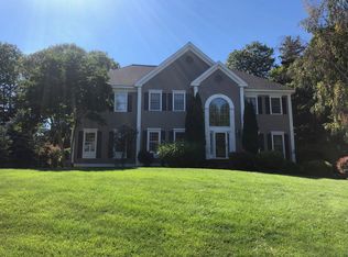 9 Juniper Ln, Hampton, NH 03842