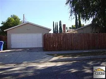 22959 Vose St — Photo 5