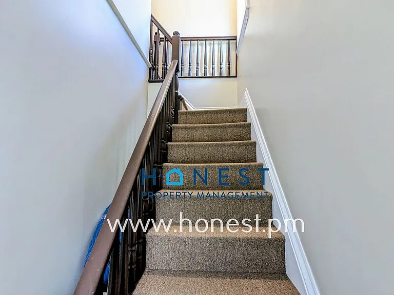18 Warren St #2 — Photo 14