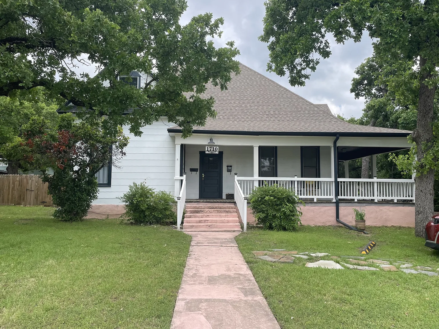 1708-1710 Bolivar St - 1708 — Photo 1