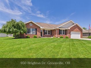 950 Brighton Dr, Greenville, OH 45331