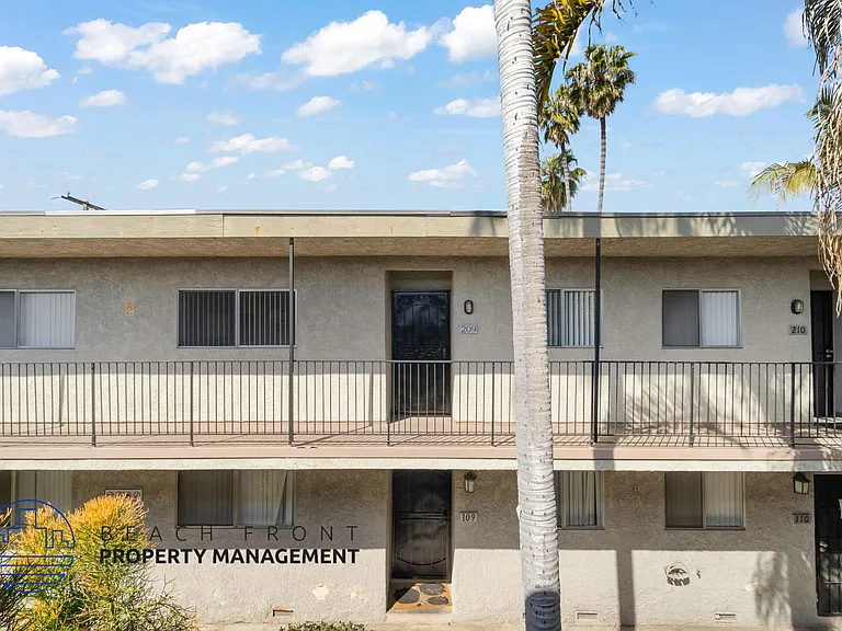 1261-1281 Rosecrans Ave. — Photo 2