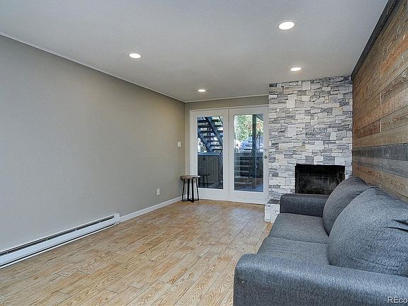 4th image of 214 N Main St #8