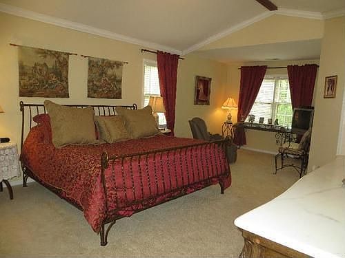 5th image of 6401 Mock Orange Dr