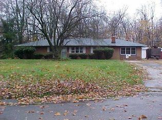 5888 Victoria Dr, Indianapolis, IN