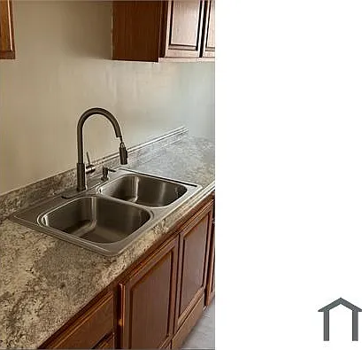 637 Grafton St — Photo 5