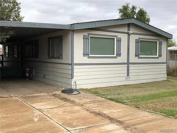 4th image of 1837 S Zinc Way