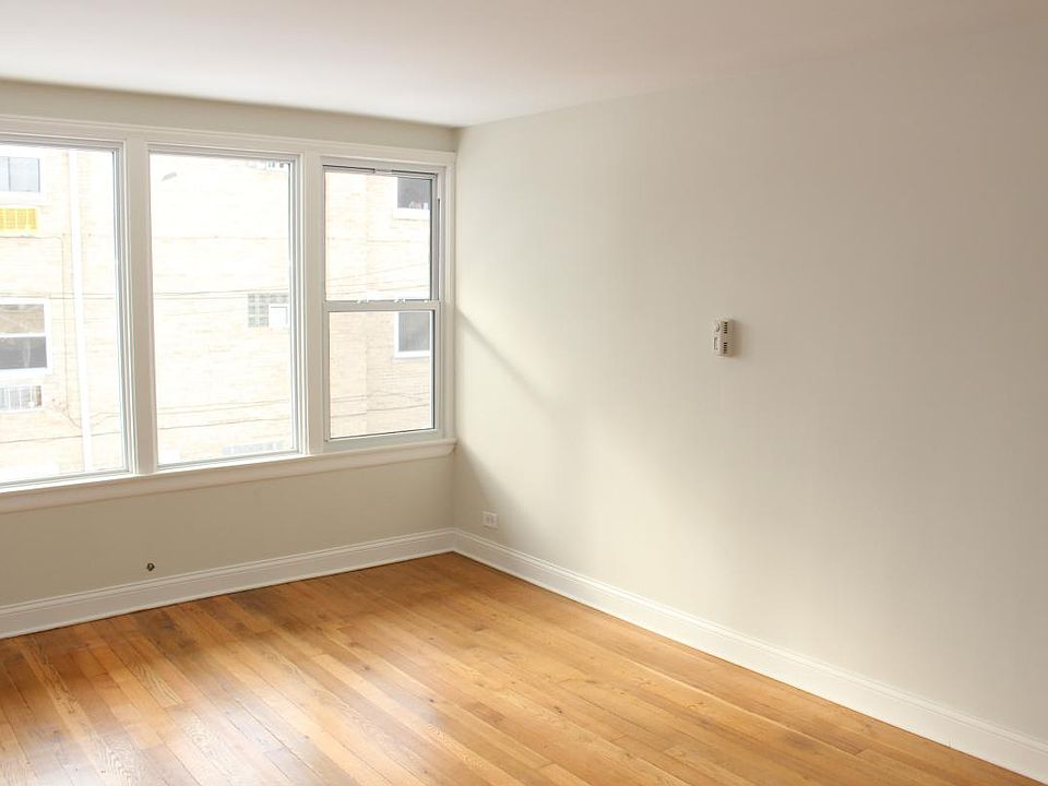 2nd image of 6107 N Cicero Ave