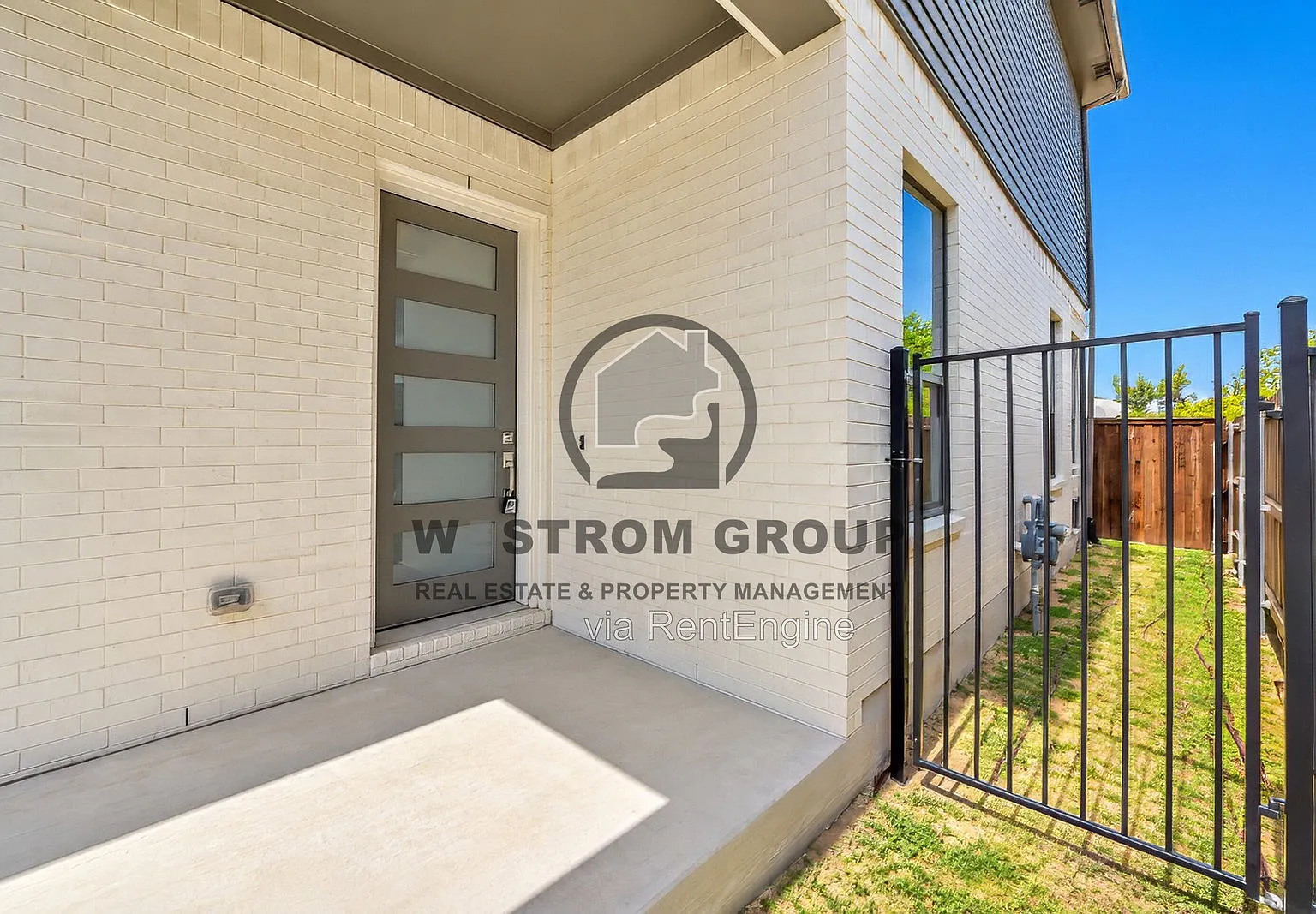 3 bed, 2.5 bath, 1999 sqft, $2,995 — Photo 3
