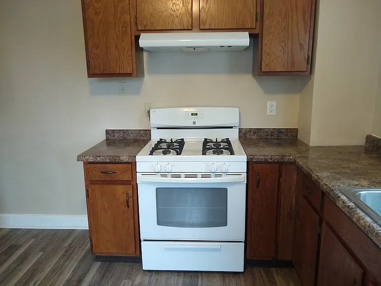 2658 Deming Ave — Photo 16
