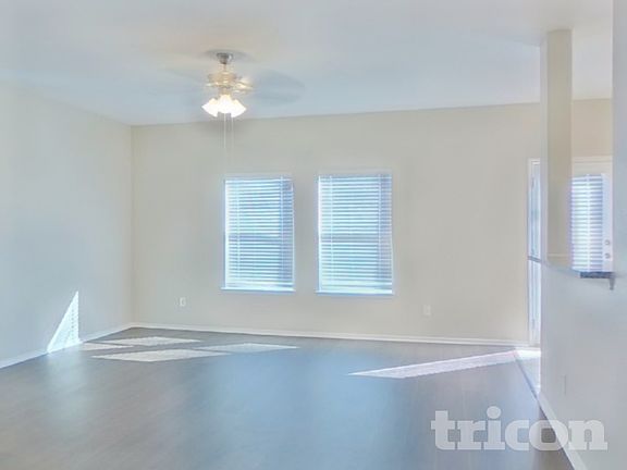 2nd image of 12417 Worthington Ln