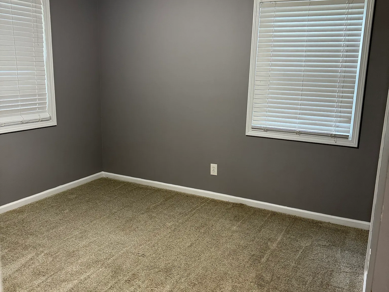 3609 Oakland Dr — Photo 3