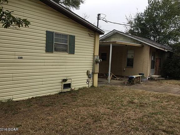 3rd image of 3208 E 2nd Pl