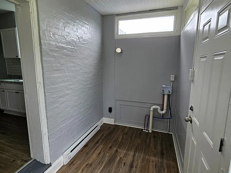 726 Wilson St — Photo 12