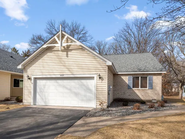 2621 Lake Court Dr, Mounds View, MN 55112