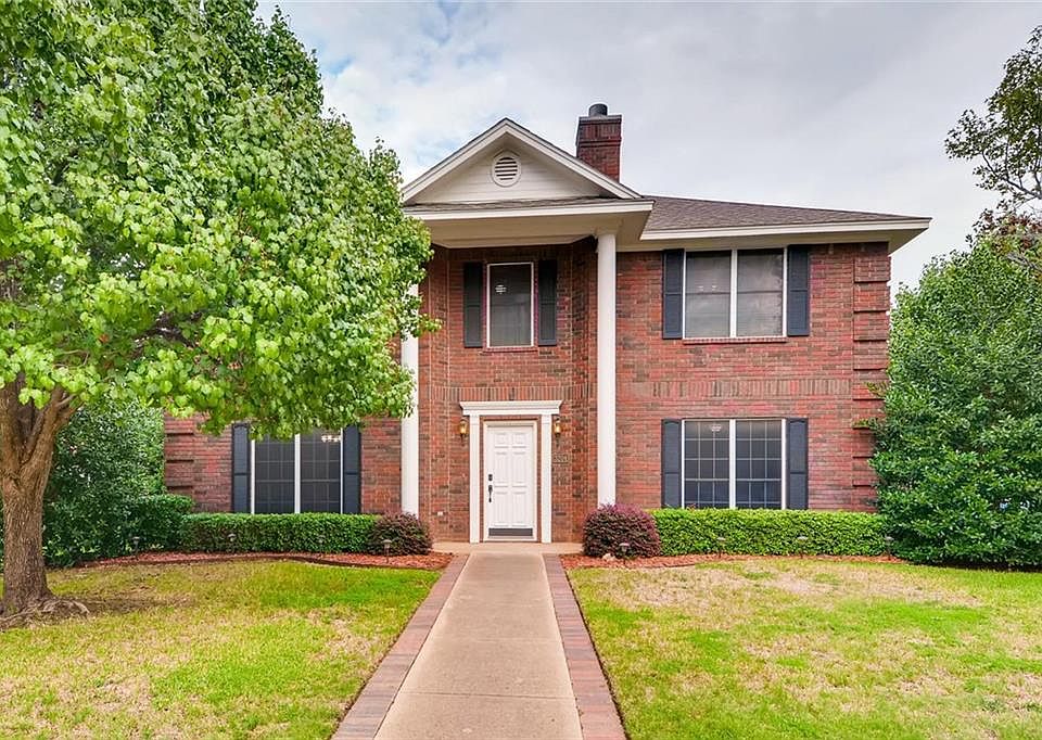 1st image of 3204 Hazlewood Ct