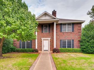 3204 Hazlewood Ct, Bedford, TX 76021
