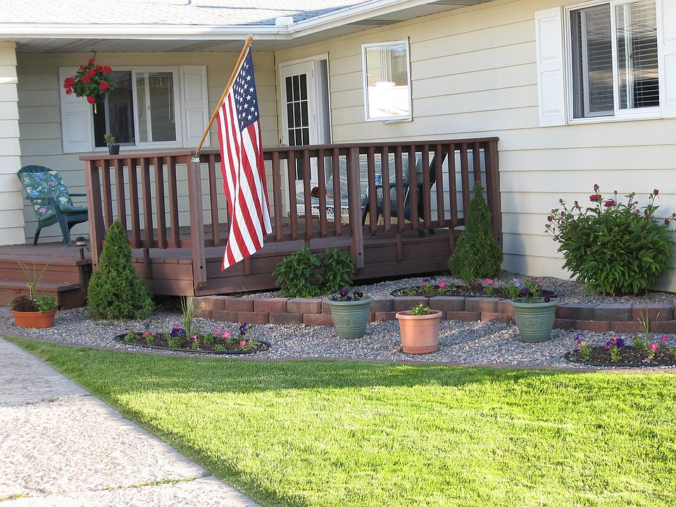 1st image of 1755 Arlington Dr