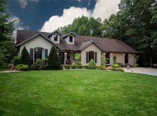 8665 N 1000th Rd, Effingham, IL 62401