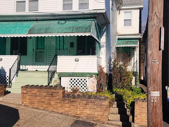 2nd image of 549 Carson St