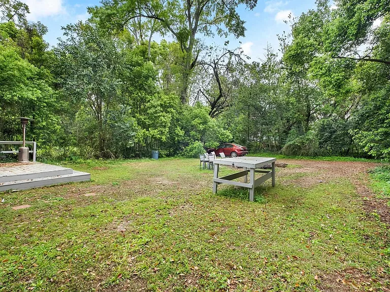 1505 Atkamire Dr — Photo 3