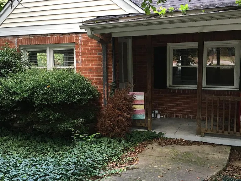 1119 Brooks Ave — Photo 2