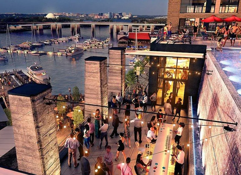3 blocks to the District Wharf
