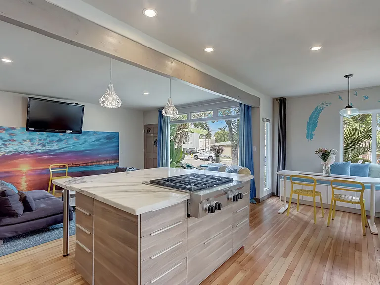4020 Sequoia St #4020 — Photo 90