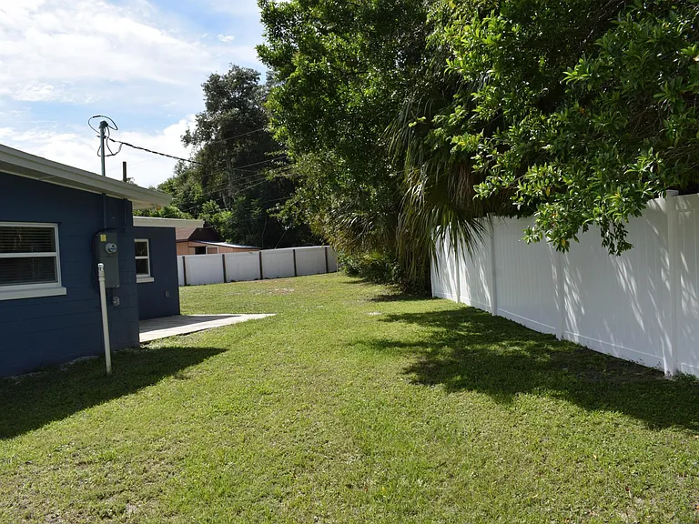102 Driftwood Ln — Photo 18