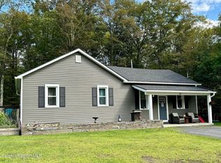 331 Fishcreek Rd, Saugerties, NY 12477