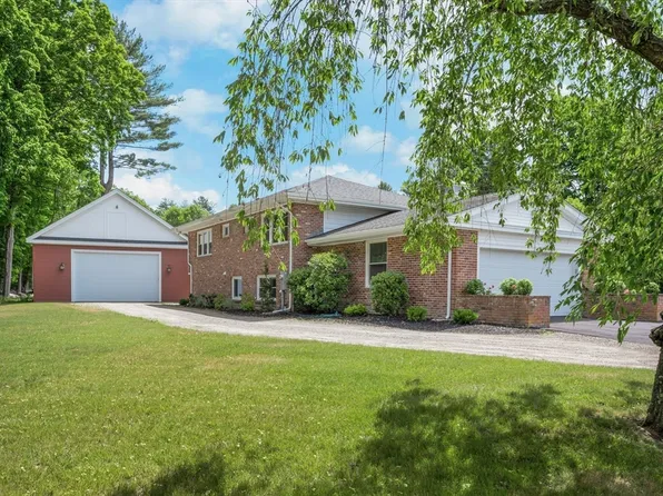 755 Main St, Hanover, MA 02339